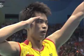 李宗伟：2008年北京奥运决赛的林丹是我见过最离谱最强大的对手！视频封面