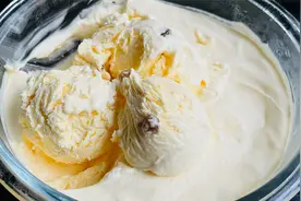 想吃冰激凌不要出去买了，做法配方手把手教会你，细腻绵软无冰渣视频封面