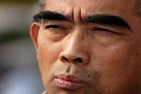 农村俗语说：“男人浓眉心灵活,女人浓眉不清白”，真是这样吗？视频封面