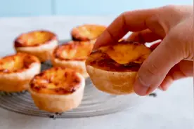 自制香酥滑嫩小蛋挞，学会做给孩子吃~视频封面