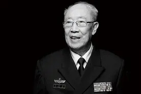 才感肠腹空，又觉肝胆裂——一日痛别，双星陨落！视频封面