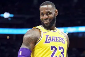 詹姆斯新赛季前手术成功！新赛季将迎来新面貌，冲冠走起