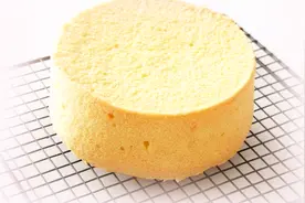 蛋糕胚全网最简单的制作方法：戚风蛋糕胚，做好蛋糕的关键步骤