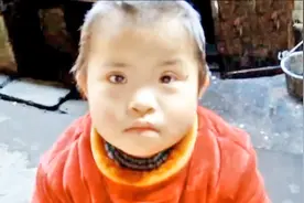 患唐氏综合征中国女孩，被美国夫妇领养，3年后模样令所有人惊艳视频封面