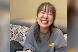 盘点那些“仙女脚臭能点燃”的高能场面，哥哥！美女的脚怎么会臭视频封面