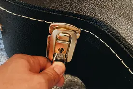 开箱一把吉他界的颜值天花板！视频封面