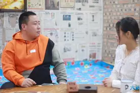 美女应聘服务员，老板问：什么人一年只上一天班，答对就上班视频封面