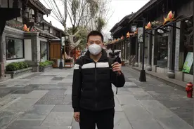 用智云Smooth Q2拍的：成都的宽窄巷子视频封面