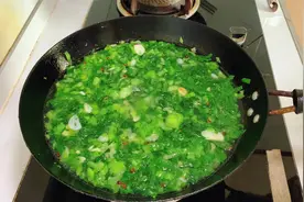 河北特色“熬小白菜”的做法，鲜香味美口感独特，吃两碗都不够吃视频封面