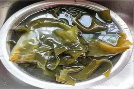 泡海带时，只需多加2样东西，10分钟海带泡开无腥味，省时又好用视频封面