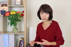 雅思口语高分技巧：如何介绍你自己？这样回答让考官印象深刻！视频封面