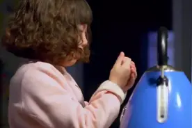 二胎引发家庭激烈矛盾，大宝心理问题越发明显视频封面