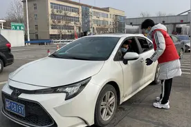 郑州“摘星”第一天！高速返乡这些需要注意视频封面