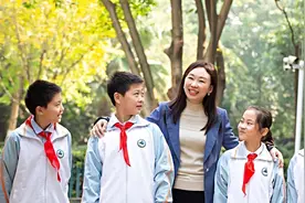 “建议小学缩短到5年”冲上热搜，多位校长回应视频封面