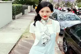 校花张雨婷，清纯照片大搜集，请看图说话各抒己见视频封面