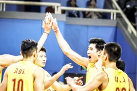 男排热身赛：战胜埃及 中国男排发球“找到感觉”