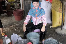 说农村自榨花生油不能吃？带你看现场，无添加无农药，吃起来放心视频封面