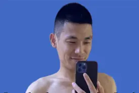 旭旭宝宝再遇车友车行，宝哥输的裤衩子都没了，宝哥瞬间崩溃