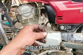 20年前的五羊125发动机声音大怎么办？师傅教你用个螺丝修好故障视频封面