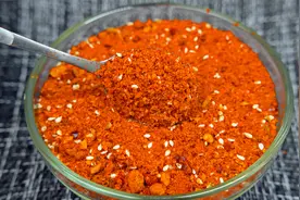 火了20年的万能烧烤料配方，教你在家做，简单易储存，干净卫生视频封面