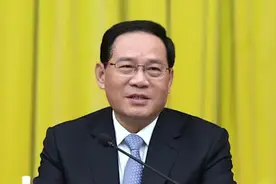 李强当选上海市委书记，龚正、诸葛宇杰当选市委副书记视频封面