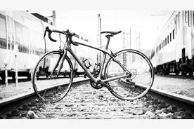 给大型产品拍静物照的6种摄影技巧视频封面