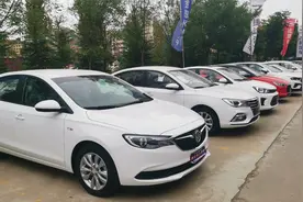 十一国庆节买车期间，上牌和保险注意事项，买车的朋友们都要知道视频封面