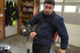 黑科技蝙蝠侠钩爪，电动机械绞盘，结局让人感动视频封面