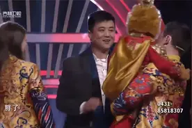 俄罗斯小伙盼见中国兄弟，见到兄弟那一刻，激动坏了|好久不见视频封面