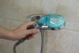 淋浴喷头出水小都怪水压？动下3个地方，轻松解决，省钱又实用视频封面