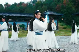 本以为小伙是村里来的土包子，谁料竟是百年罕见的旷世天才视频封面