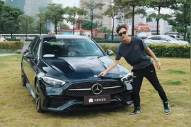 体验40多万的全新奔驰C级，为什么不买一部E级呢？