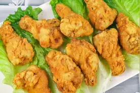 想吃香酥鸡腿别再买了，大厨教你这样做，配料简单味道足，太香了