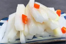酸萝卜泡一天就可以吃，酸辣脆爽，做法也很简单