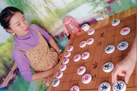 一步两步 魔鬼的步伐 杀人还株心 小妹是个狠人视频封面