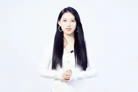 停车不回正方向盘伤车？为什么国外很多司机停车时故意打歪方向？视频封面
