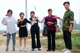 小伙低调回家结婚，结果遭全村人笑话，没想到参加婚礼每人给3万视频封面