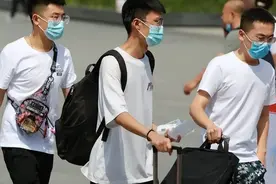 浙江多所高校五一不调休，安排暑假提前或调至暑假补休视频封面