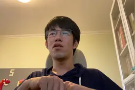 买车时以为中控大屏越大越好，你修车时还会这么认为吗？视频封面