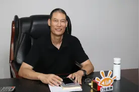 无铰链装甲门是怎么发明的？科普未董事长周天金为你揭密！视频封面