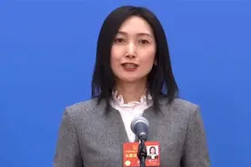 陈天竺：阅读的力量让在痛苦中挣扎的孩子成为优秀的语文老师视频封面