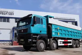 西南市场卖太火了！汕德卡G7公路运输自卸车到底怎么样？视频封面