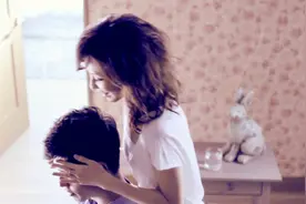 林凡《缺口》，写实的歌词，听完让人感慨万千，引起了不少的共鸣