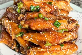 香煎孜然鸡翅，外香里嫩，10分钟入味在家就能做，大人小孩都爱吃视频封面