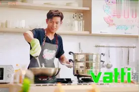 李现做饭的样子简直就是那你本人，长得倒是人模人样，可惜是憨憨视频封面