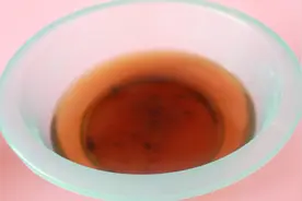 家里蚊子多不用怕，水里加点这个东西，保证蚊子都灭光