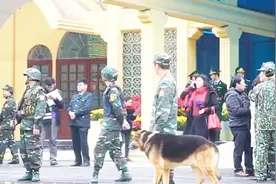 “金特会”倒计时：越南安保全线升级 大批军警持枪站满街头视频封面