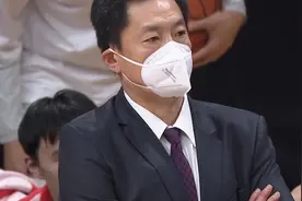 山东VS上海第四节！陶汉林暴扣反超比分！李春江发脾气原声被放出视频封面