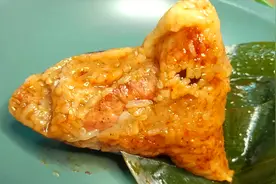 闽南肉粽的家常做法，详细配料和步骤，过程简单不漏米，一学就会