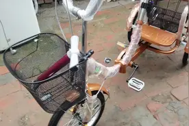 花560网购脚蹬三轮车，老人不仅能代步，还可接送小孩，挺好视频封面